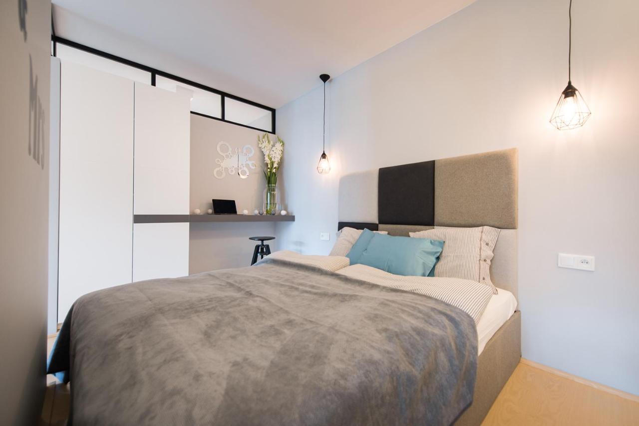 Premium Apartment For Old Town & Jewish Quarter - Balcony Plus Pool Onsite Краков Экстерьер фото