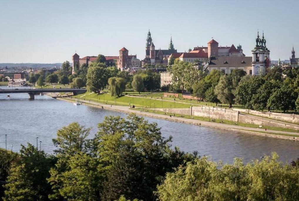Premium Apartment For Old Town & Jewish Quarter - Balcony Plus Pool Onsite Краков Экстерьер фото