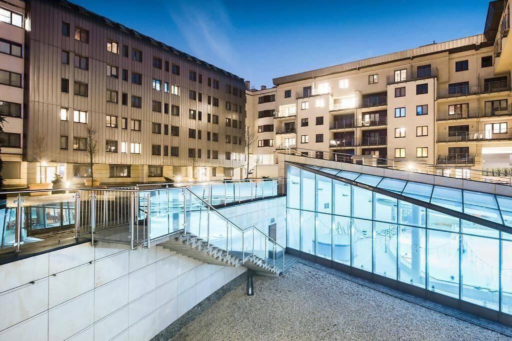 Premium Apartment For Old Town & Jewish Quarter - Balcony Plus Pool Onsite Краков Экстерьер фото