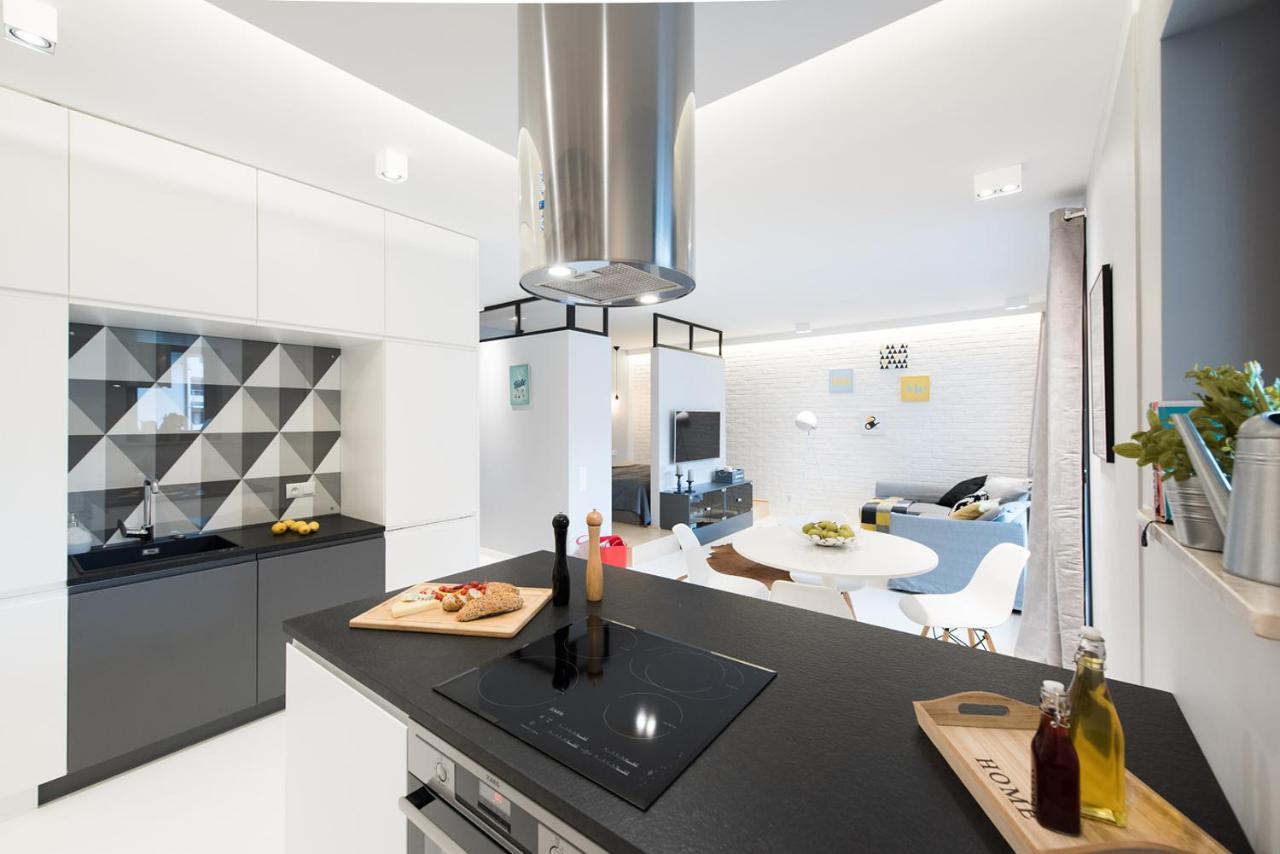 Premium Apartment For Old Town & Jewish Quarter - Balcony Plus Pool Onsite Краков Экстерьер фото